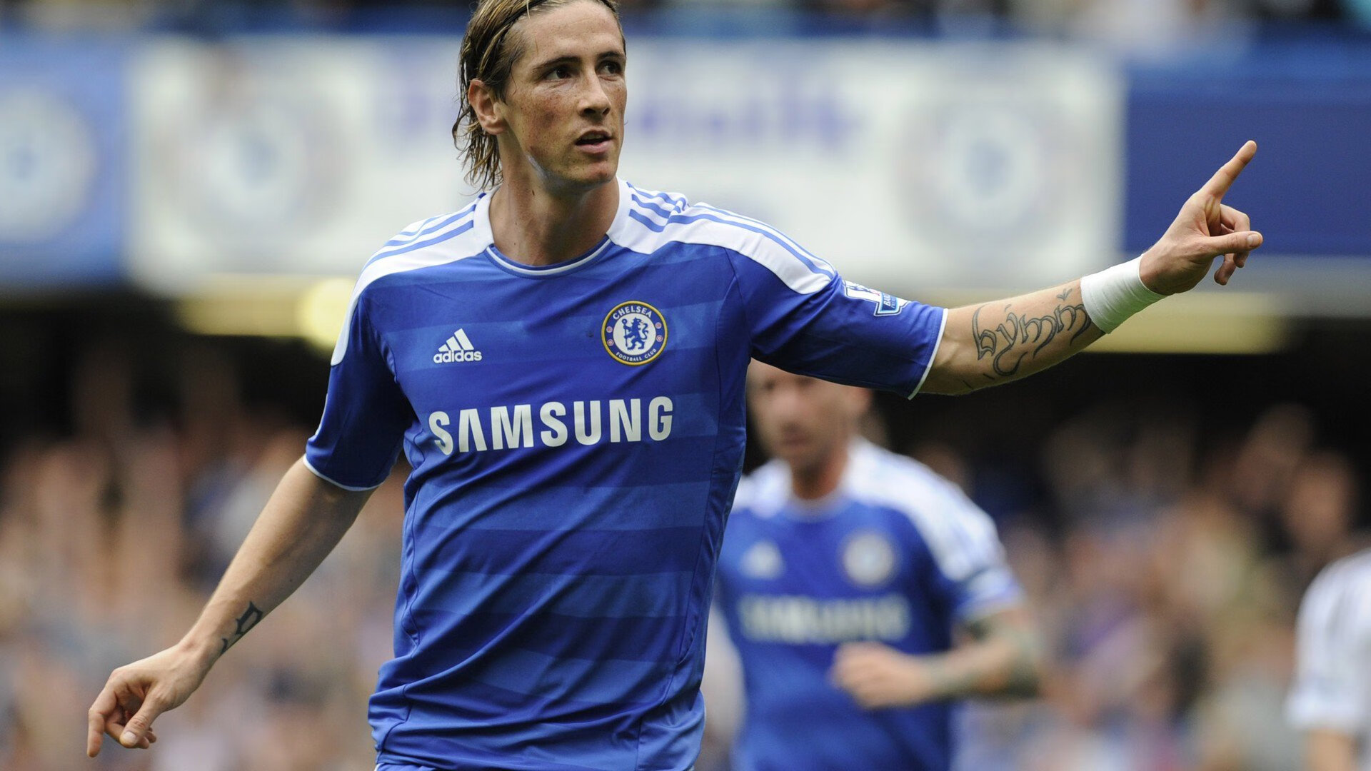 《电竞产业链中的创新创业机会：从硬件到内容全景分析》，电竞行业产业链的构成是什么