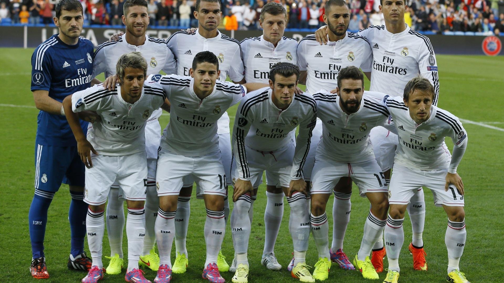 篮网在主场迎战湖人,杜兰特带领球队攻防两端全面爆发,轻取对手!